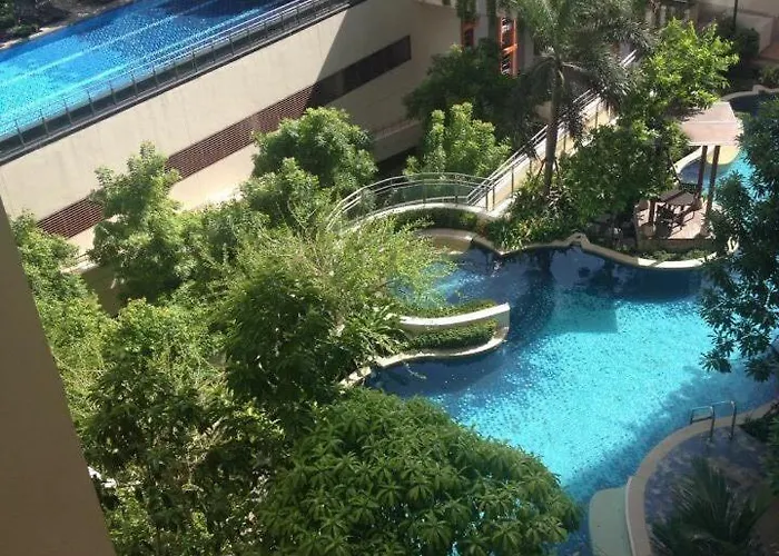 Apartment Centric 2bedrooms And 2 Bathrooms *