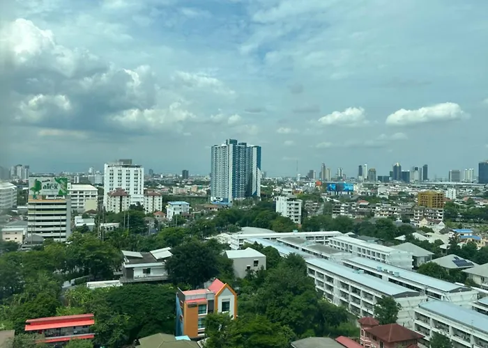 Apartment Centric 2bedrooms And 2 Bathrooms Bangkok