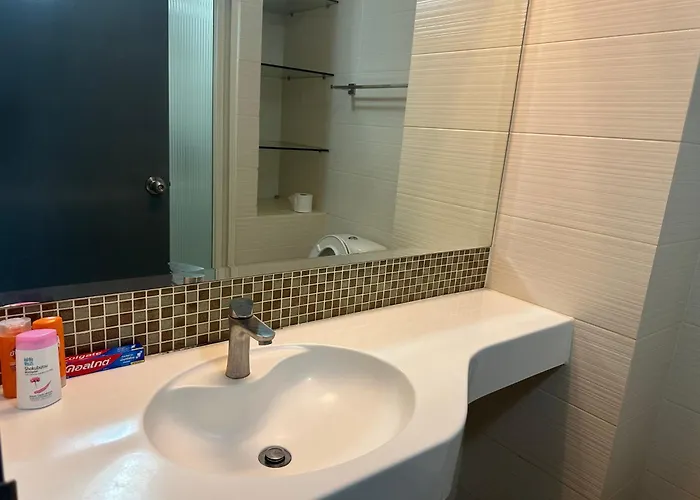 Centric 2bedrooms And 2 Bathrooms